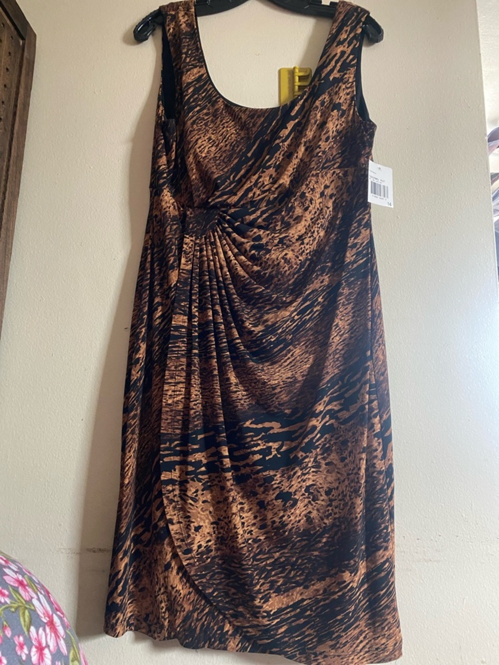 connected apparel Brown and Black Printed Sleeveless Midi Dress Size 14